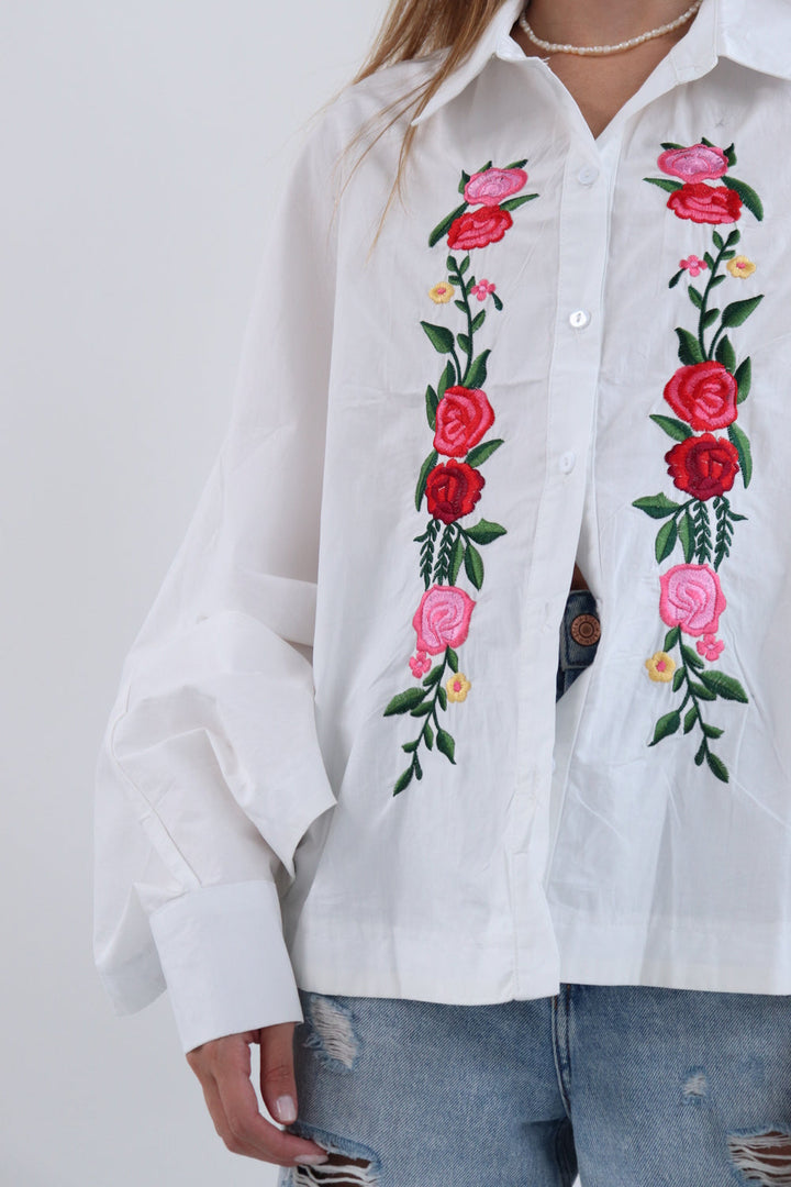 Camisa Flores Bordadas